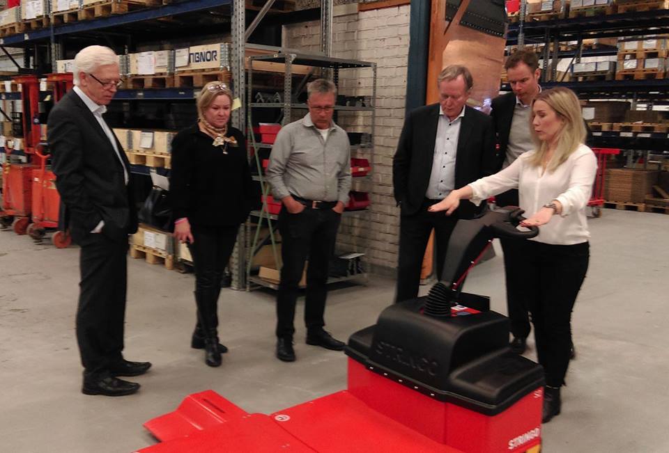 Stringo hosts distinguished visitor